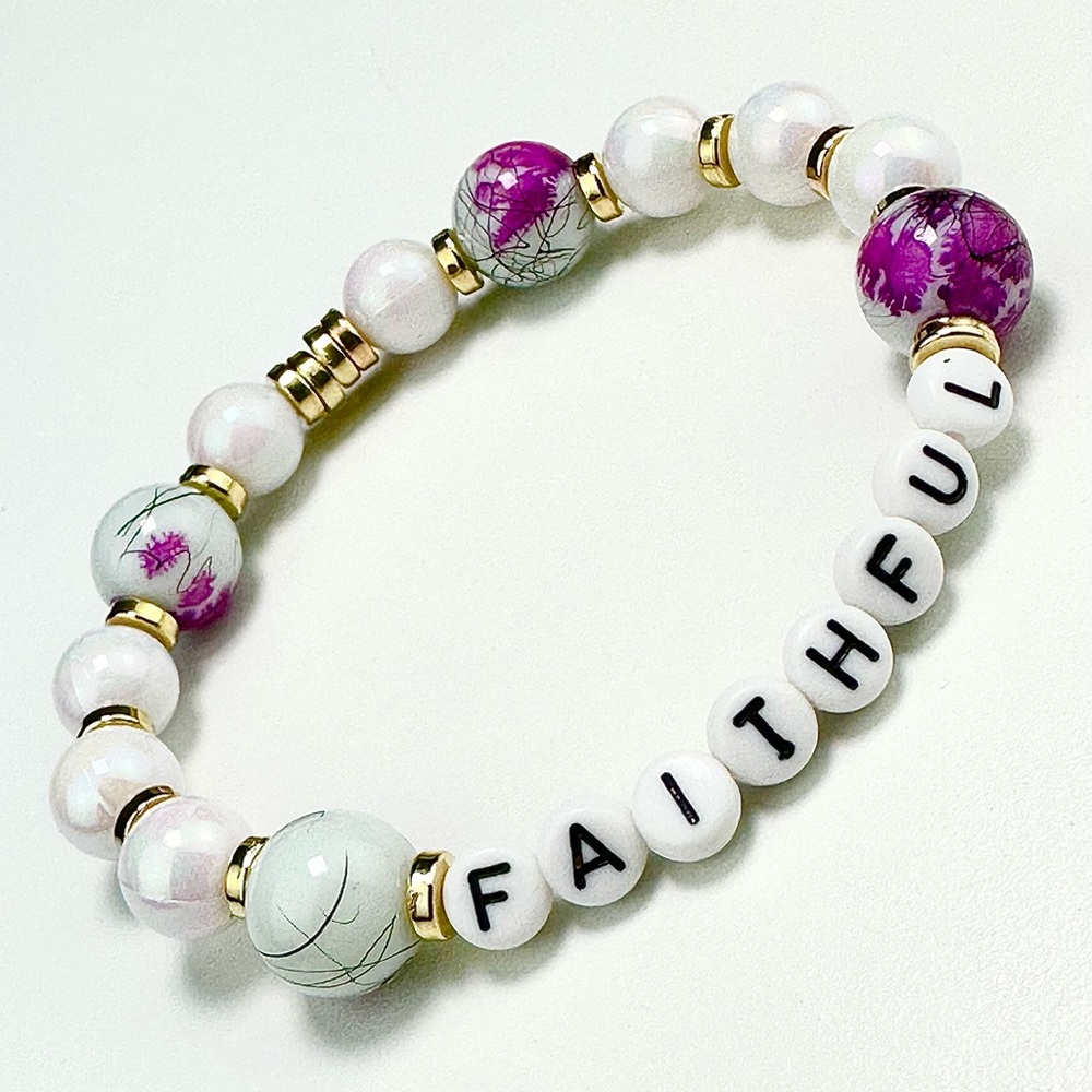 Faithful bracelet